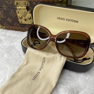Louis Vuitton honey colored sunglasses